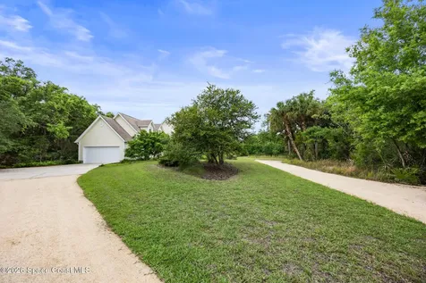 2102 Ladner Road NE Palm Bay FL 32907