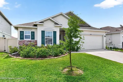 2530 Roygaris Street NW Palm Bay FL 32907