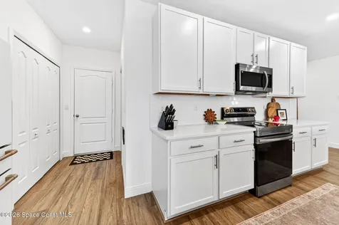 2530 Roygaris Street NW Palm Bay FL 32907