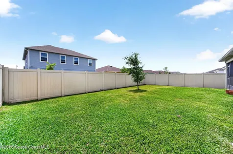2530 Roygaris Street NW Palm Bay FL 32907