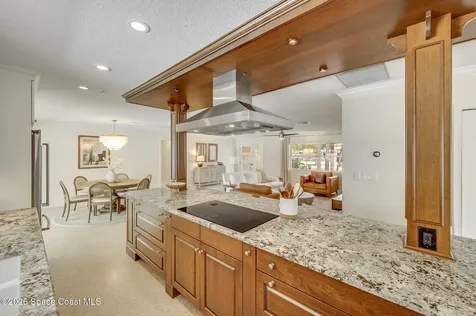 230 Melbourne Avenue Indialantic FL 32903