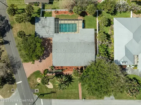 230 Melbourne Avenue Indialantic FL 32903