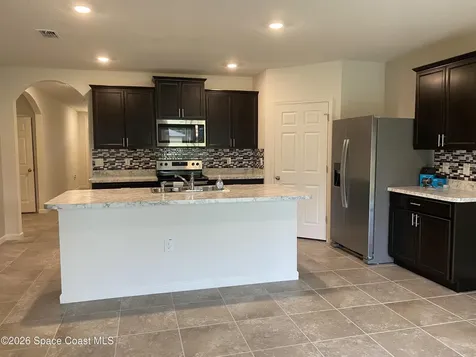 980 Degroodt Road SW Palm Bay FL 32908