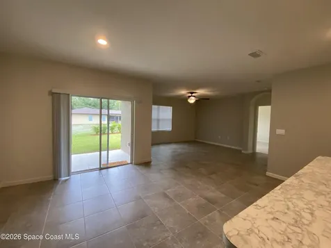 980 Degroodt Road SW Palm Bay FL 32908