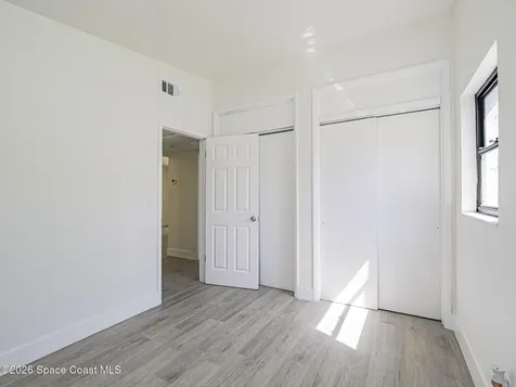 734 5th Place SW Vero Beach FL 32962