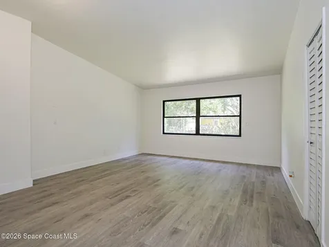 734 5th Place SW Vero Beach FL 32962