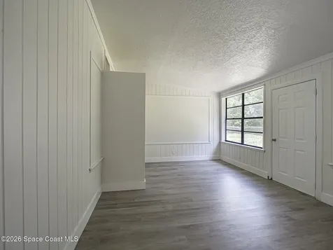 734 5th Place SW Vero Beach FL 32962