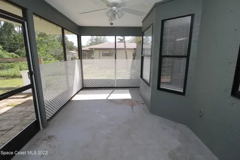 1009 Fairplay Avenue NW Palm Bay FL 32907