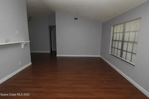 1009 Fairplay Avenue NW Palm Bay FL 32907
