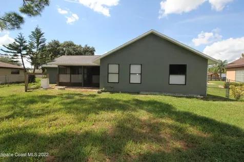 1009 Fairplay Avenue NW Palm Bay FL 32907