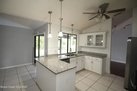 1009 Fairplay Avenue NW Palm Bay FL 32907