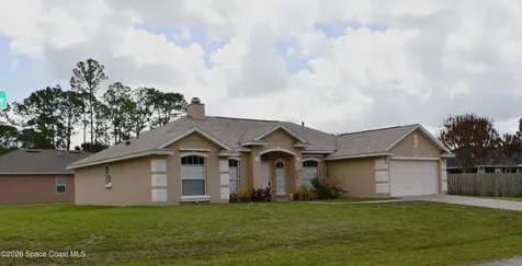 995 Black Coral Avenue NW Palm Bay FL 32907
