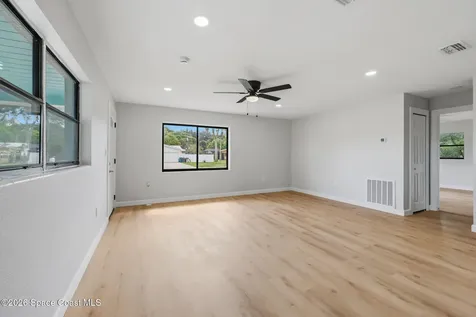 133 Hickory Street Melbourne FL 32904