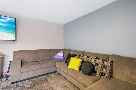 1170 6th Avenue Vero Beach FL 32960