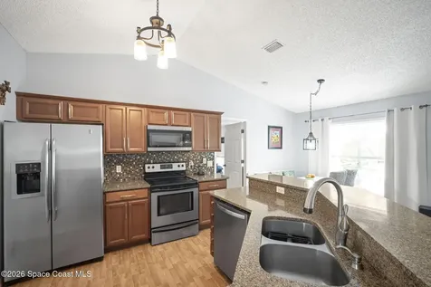 599 Fiji Court NW Palm Bay FL 32907