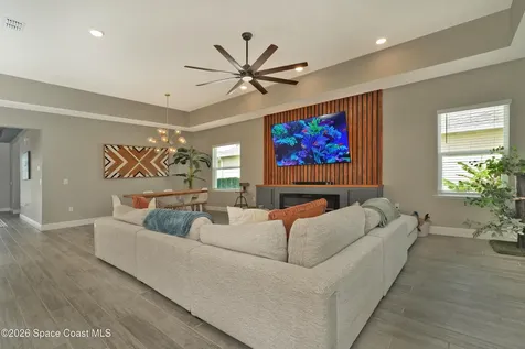 4823 Shannock Avenue Merritt Island FL 32953