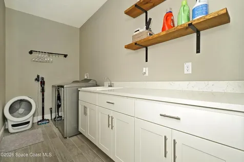 4823 Shannock Avenue Merritt Island FL 32953
