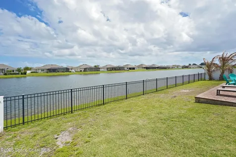 4823 Shannock Avenue Merritt Island FL 32953