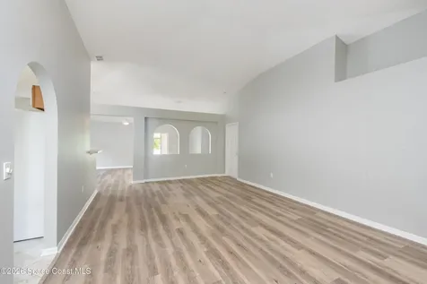 1563 Vista Lake Circle Melbourne FL 32904