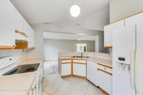 1563 Vista Lake Circle Melbourne FL 32904