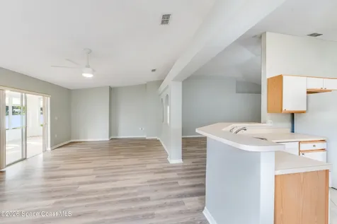 1563 Vista Lake Circle Melbourne FL 32904