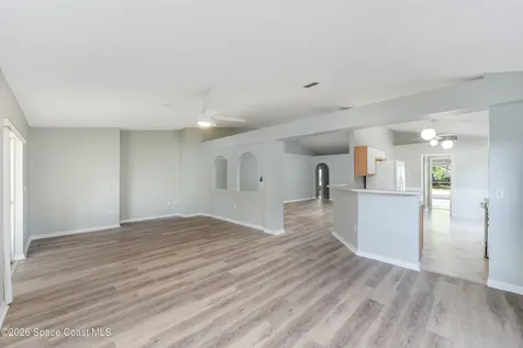 1563 Vista Lake Circle Melbourne FL 32904