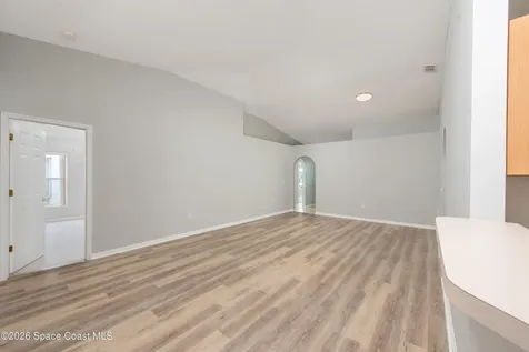 1563 Vista Lake Circle Melbourne FL 32904