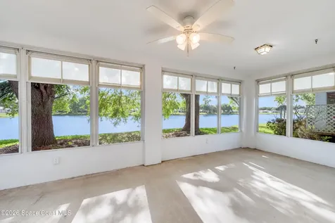 1563 Vista Lake Circle Melbourne FL 32904