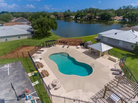 1563 Vista Lake Circle Melbourne FL 32904