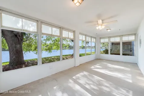 1563 Vista Lake Circle Melbourne FL 32904