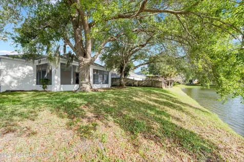 1563 Vista Lake Circle Melbourne FL 32904