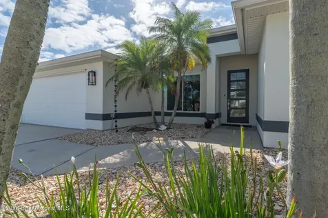 447 Sandy Key Melbourne Beach FL 32951