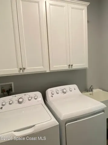 8231 Laguna Circle Micco FL 32976