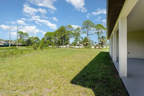 758 Bryant Road SW Palm Bay FL 32908