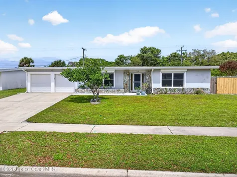 713 NE James Circle NE Palm Bay FL 32905