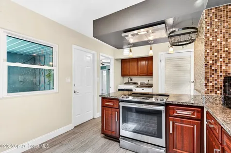 713 NE James Circle NE Palm Bay FL 32905