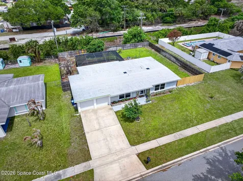 713 NE James Circle NE Palm Bay FL 32905