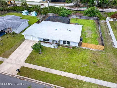 713 NE James Circle NE Palm Bay FL 32905