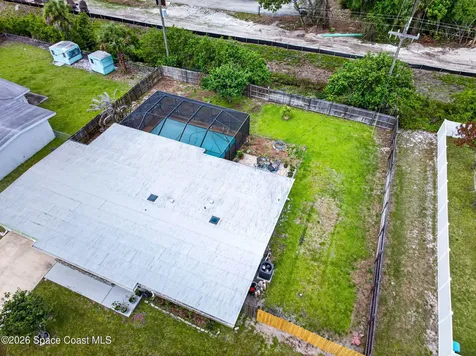 713 NE James Circle NE Palm Bay FL 32905