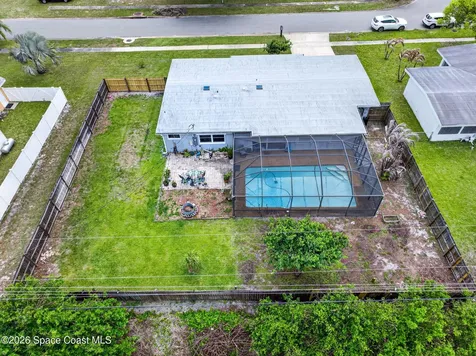 713 NE James Circle NE Palm Bay FL 32905