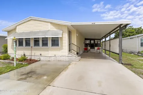 624 Wedelia Drive Barefoot Bay FL 32976