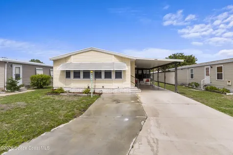 624 Wedelia Drive Barefoot Bay FL 32976