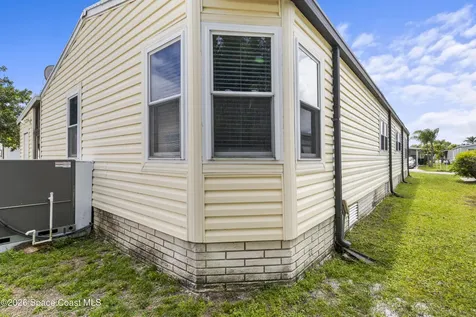 624 Wedelia Drive Barefoot Bay FL 32976