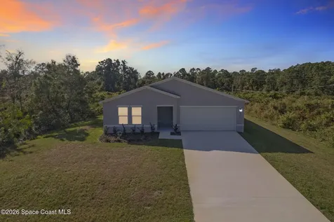 810 Darlington Avenue SW Palm Bay FL 32908