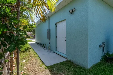 1364 Palmer Court Cocoa Beach FL 32931