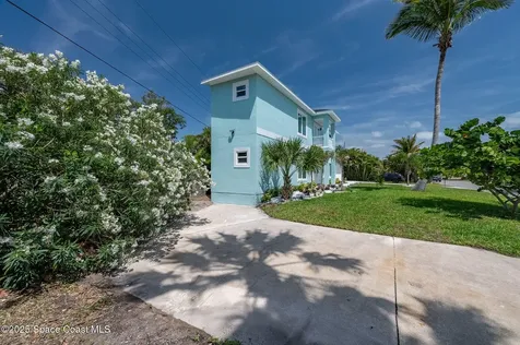 1364 Palmer Court Cocoa Beach FL 32931