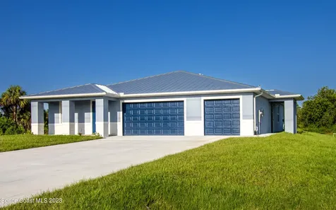 2106 Madden Avenue SW Palm Bay FL 32908