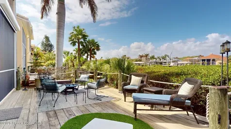 521 Island Court Indian Harbour Beach FL 32937