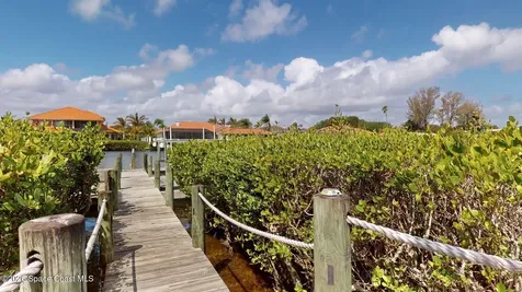 521 Island Court Indian Harbour Beach FL 32937