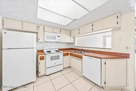 77 Emerald Court Satellite Beach FL 32937
